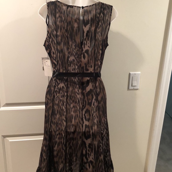 NWT Sandra Darren animal print sz 10 with detachable black satin bow - Picture 4 of 6